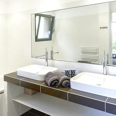 Semesterbostad Elegant Family Summer House Porto-vecchio